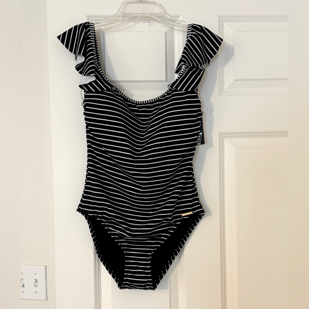 Vince Camuto swim suite black/white